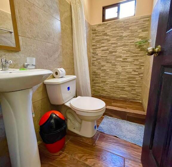 بنجلو قياسى مطل على البحر, Beachfront Vista Hermosa