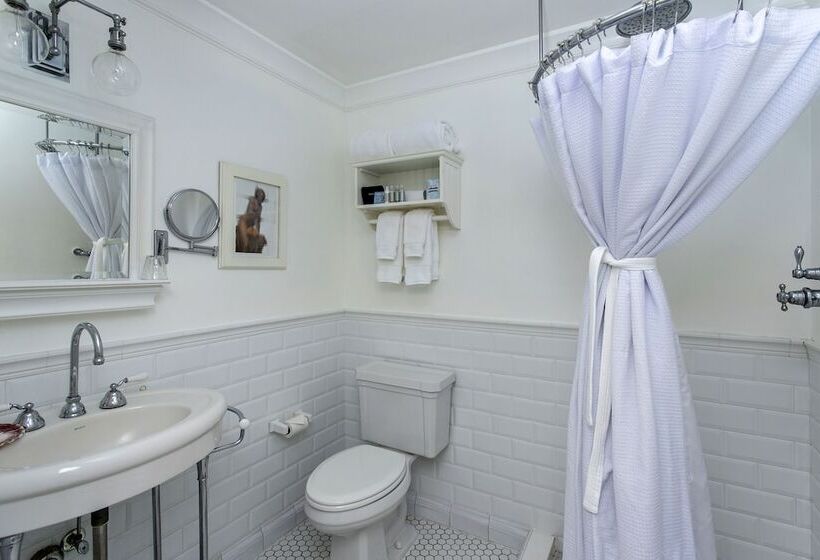 Номер Стандарт, Cannon Beach Hotel Collection