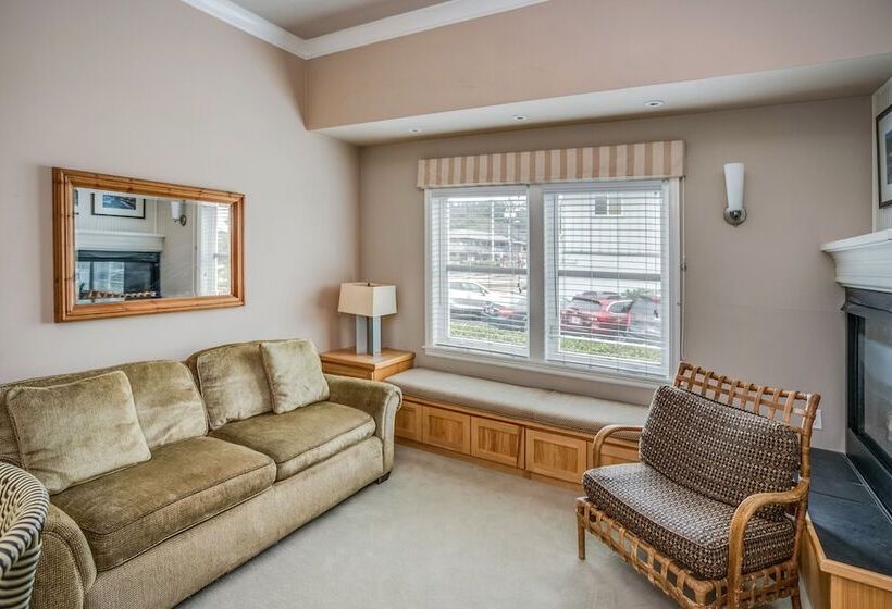 Люкс, Cannon Beach Hotel Collection