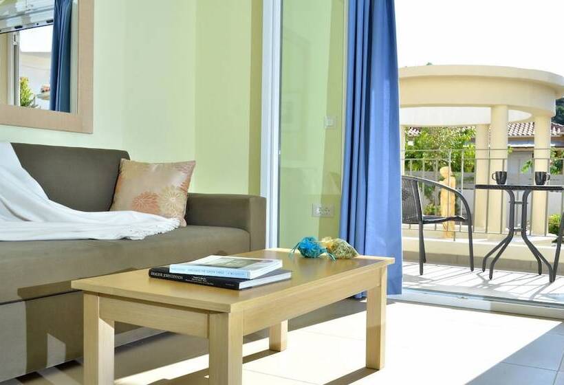 스탠다드 스튜디오, Estia