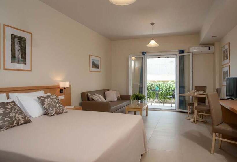 스탠다드 스튜디오, Estia