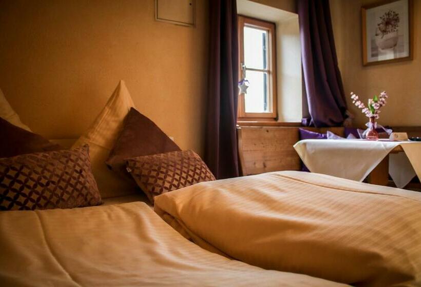 غرفة قياسية, Gasthaus Fischerrosl