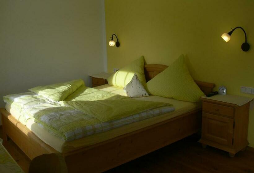 Quarto Deluxe, Gasthof Engel