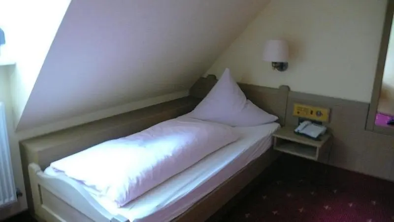Standard Yhden Hengen Huone, Gasthof Käßer