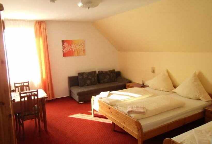 4인용 스탠다드 룸, Gasthof Zum Neubau