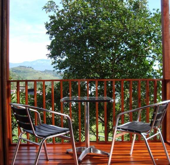 خانه 1 خوابه, Orosi Lodge