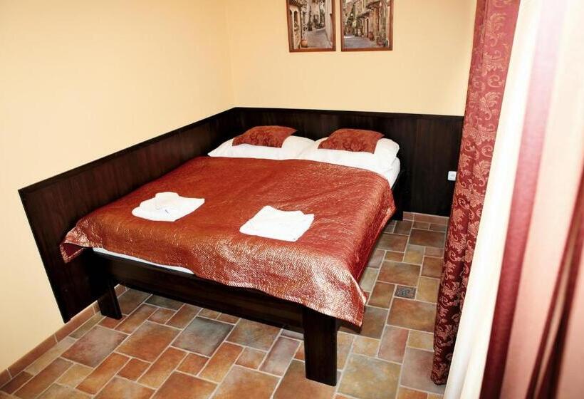 חדר סטנדרט, Pelikán