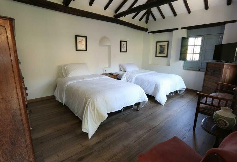 스탠다드 룸, Plazuela De San Agustín