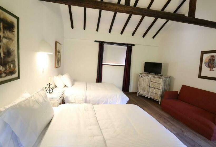 스탠다드 룸, Plazuela De San Agustín