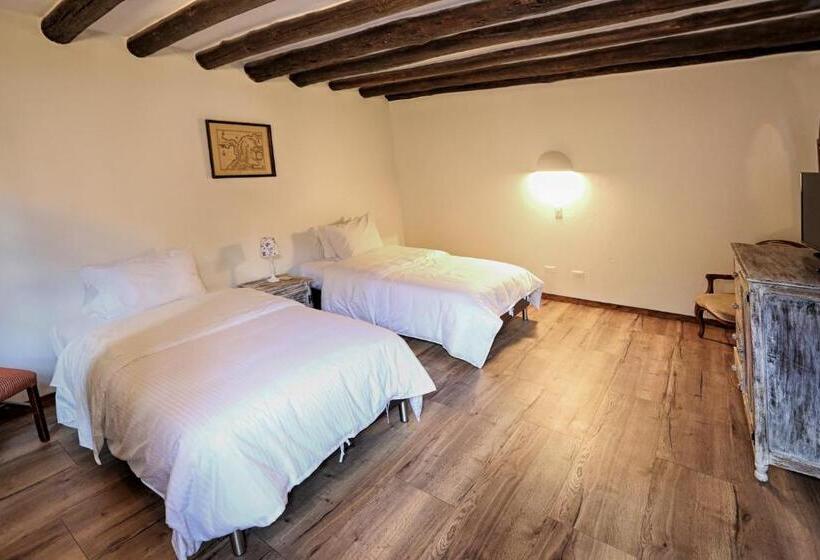 스탠다드 룸, Plazuela De San Agustín