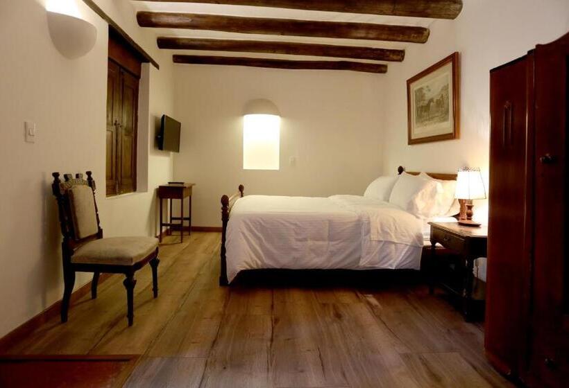 스탠다드 룸, Plazuela De San Agustín