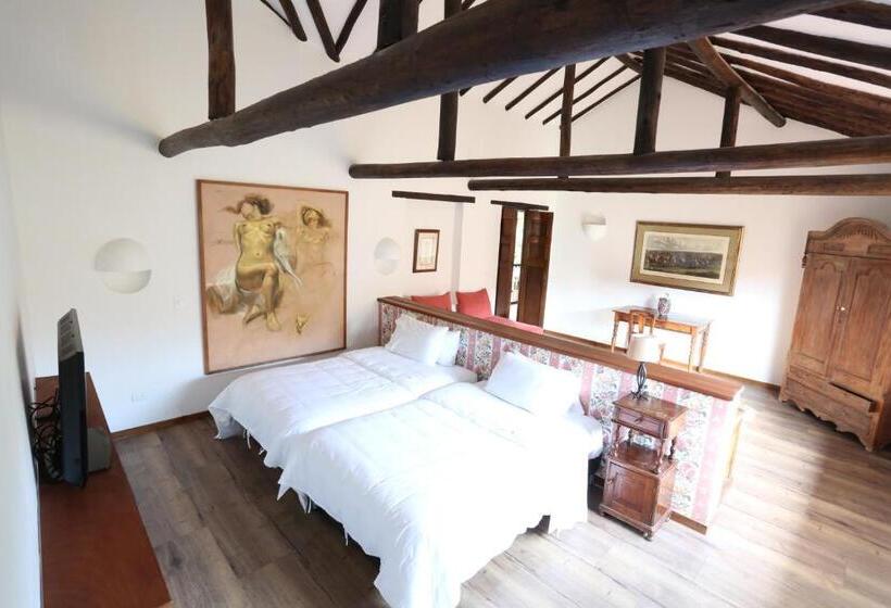 4인용 스탠다드 룸, Plazuela De San Agustín