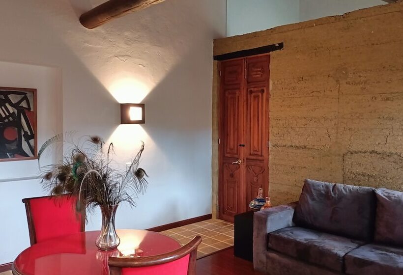 스탠다드 룸, Plazuela De San Agustín