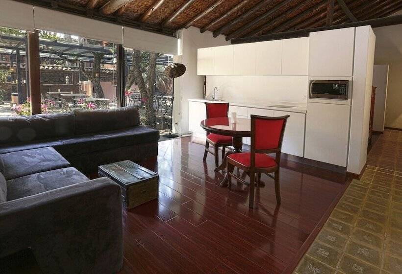 스탠다드 룸, Plazuela De San Agustín