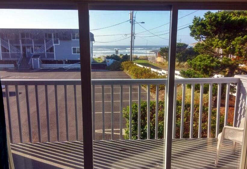 جناح عائلي, Surfside Resort