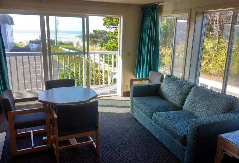 スイート（家族用）, Surfside Resort