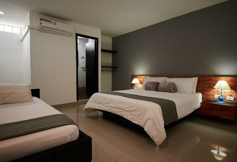 高级三人间, Tik Medellin