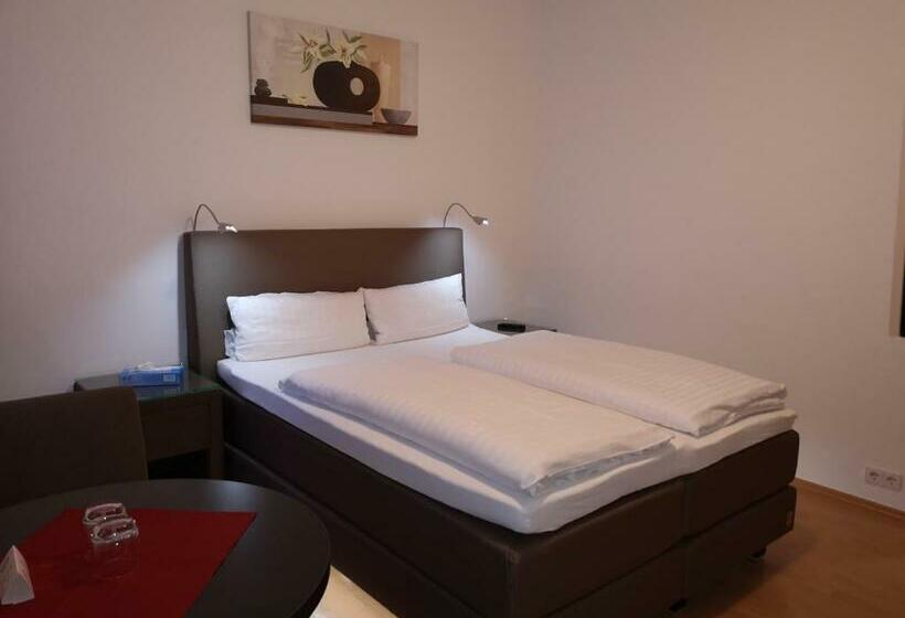 חדר סטנדרט, Tuniberg Restaurant