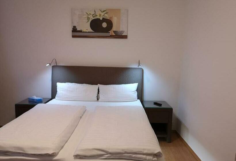 חדר סטנדרט, Tuniberg Restaurant