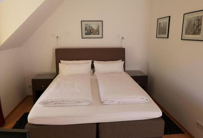 חדר סטנדרט, Tuniberg Restaurant