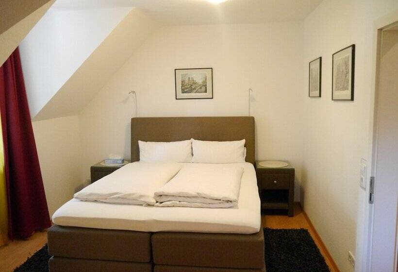 חדר סטנדרט, Tuniberg Restaurant