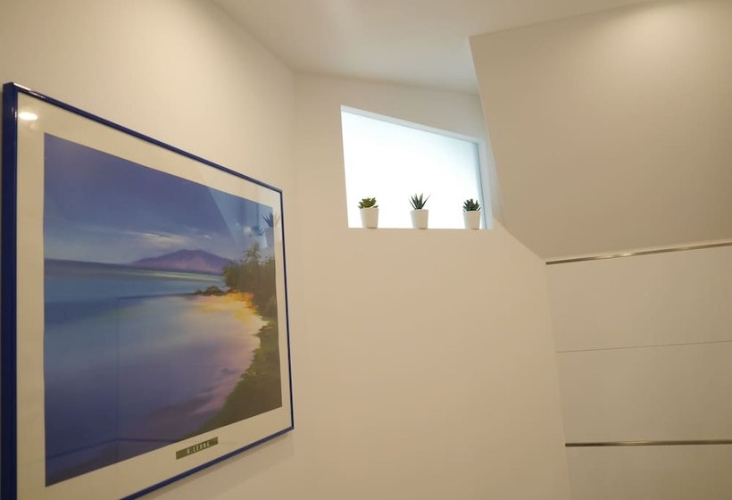 חדר קלאסי לארבעה, Tuniberg Restaurant