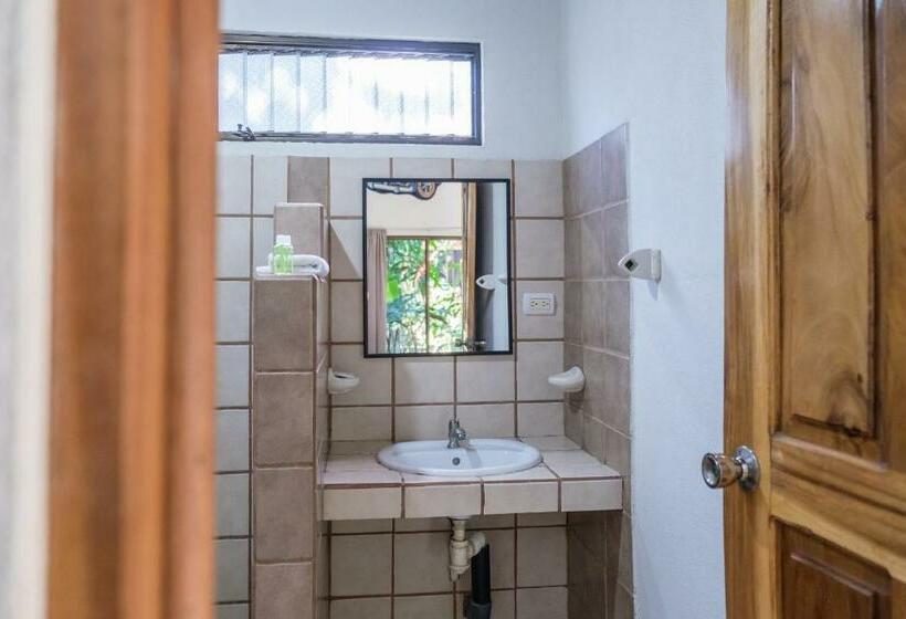 בקתה סטנדרטית, Zula Inn Apart