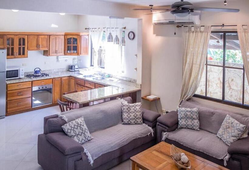 דירת שני חדרים, Zula Inn Apart