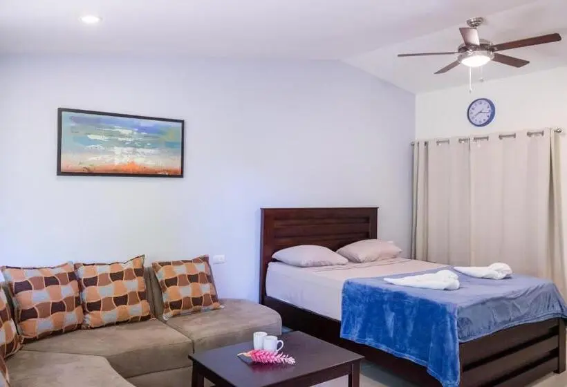 استودیوی لوکس, Zula Inn Apart