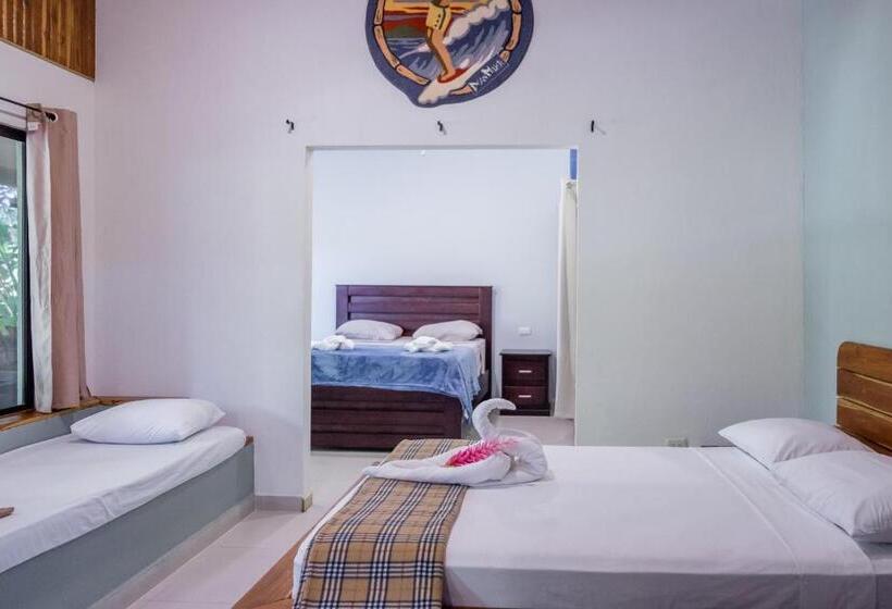 סטודיו דלוקס, Zula Inn Apart