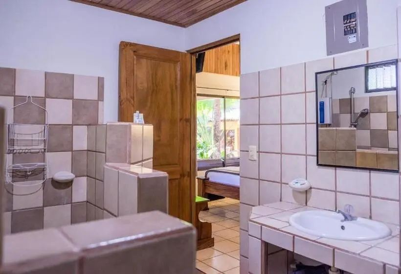 بانگلوی استاندارد 2 خوابه, Zula Inn Apart