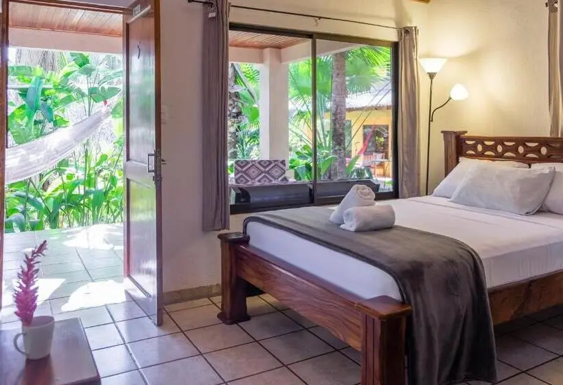 بانگلوی استاندارد 2 خوابه, Zula Inn Apart