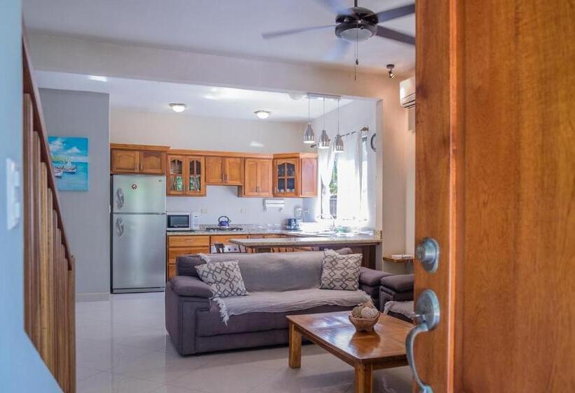 דירת שני חדרים, Zula Inn Apart