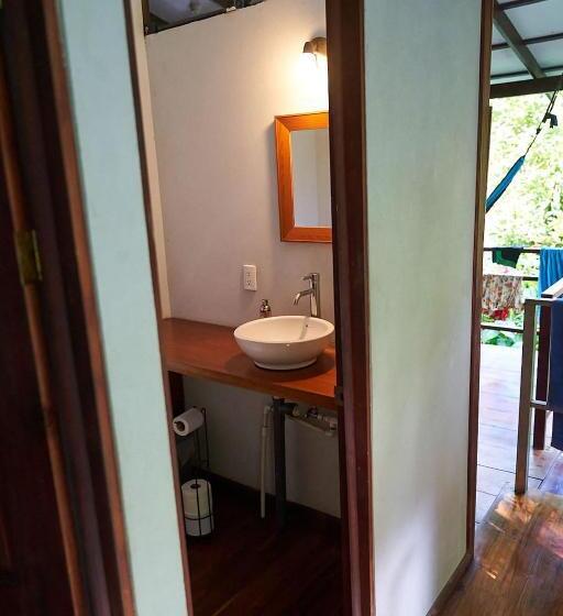 تختخواب در اتاق مشترک, Luz En El Cielo Eco B&b/hostel