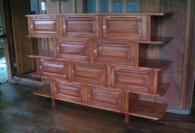 تختخواب در اتاق مشترک, Luz En El Cielo Eco B&b/hostel