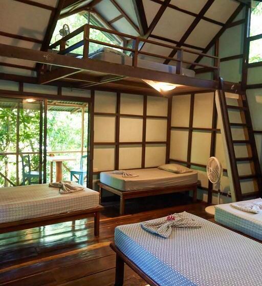 بانگلوی استاندارد, Luz En El Cielo Eco B&b/hostel