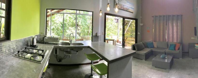 Дом 2 Спальни, Luz En El Cielo Eco B&b/hostel