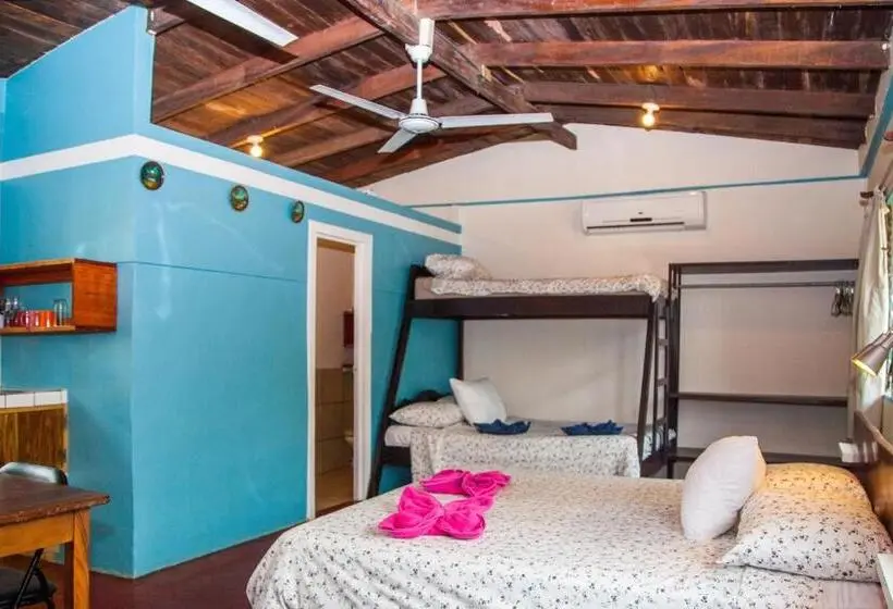Perhehuone Puutarhanäkymä, Rustic Beach Front Hotel Brasilito