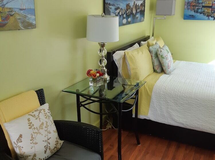 スタンダードルーム, A Float Home B&b In Fisherman’s Wharf
