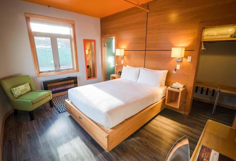 غرفة ديلوكس, Adventure