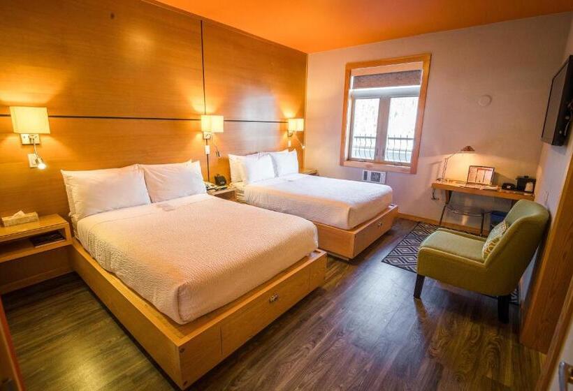 四人豪华间, Adventure