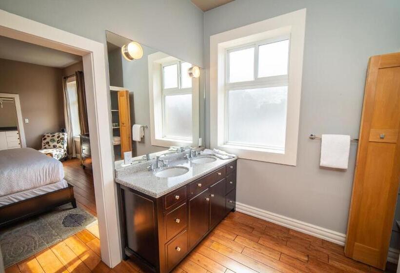 行政套房, Adventure