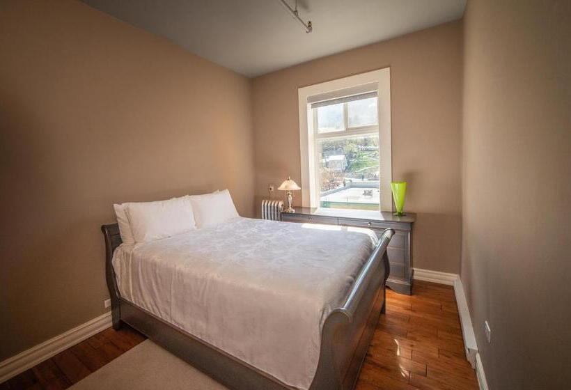 جناح إدارى, Adventure