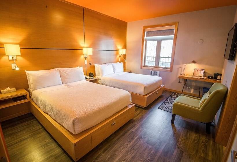 四人豪华间, Adventure