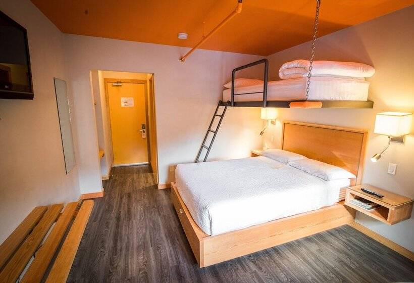 غرفة إقتصادية, Adventure