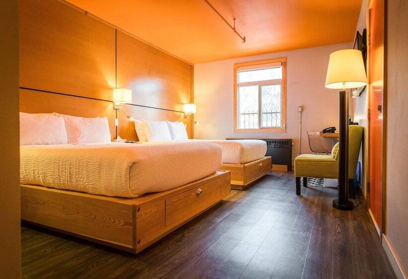 غرفة ديلوكس, Adventure