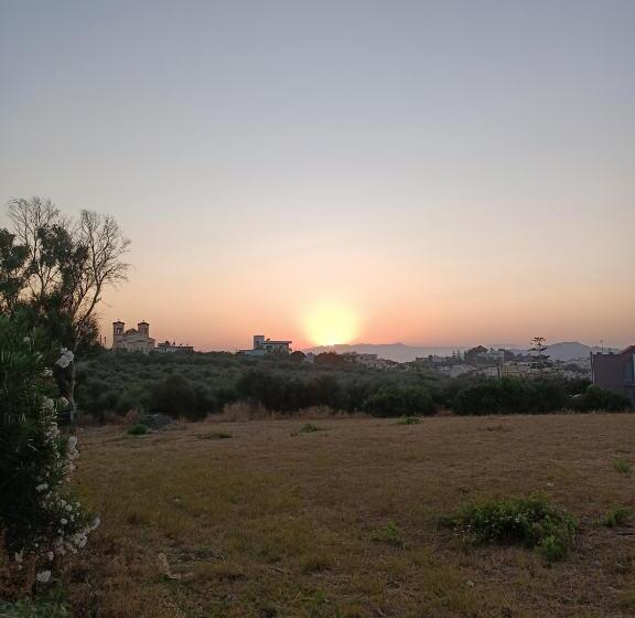 침실 2개 아파트, Argo Apartments