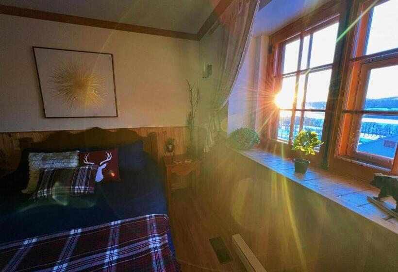 חדר סטנדרט נוף לים, Auberge Au Poste De Traite