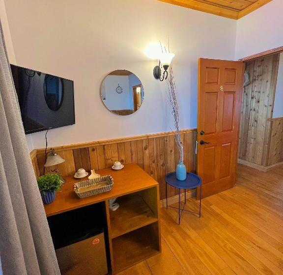 סוויטה, Auberge Au Poste De Traite