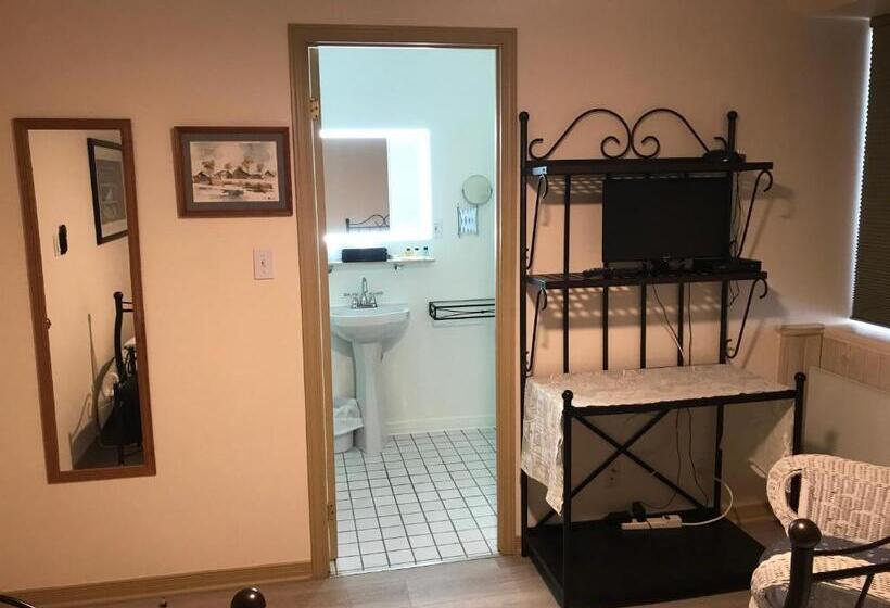 Номер Стандарт, Auberge Du Sault à La Puce